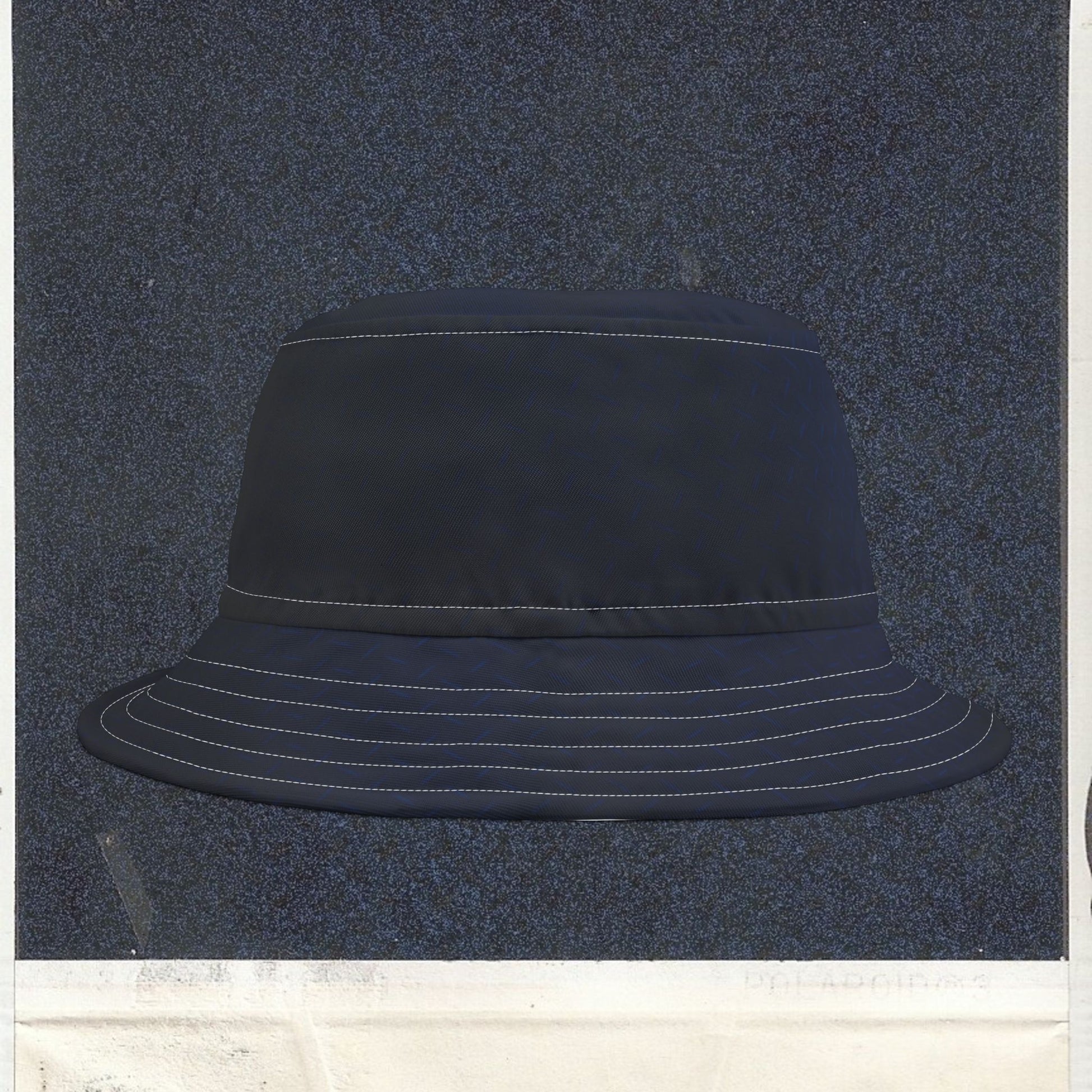Cappello délavé Sfumature Blu Notte con Dettagli