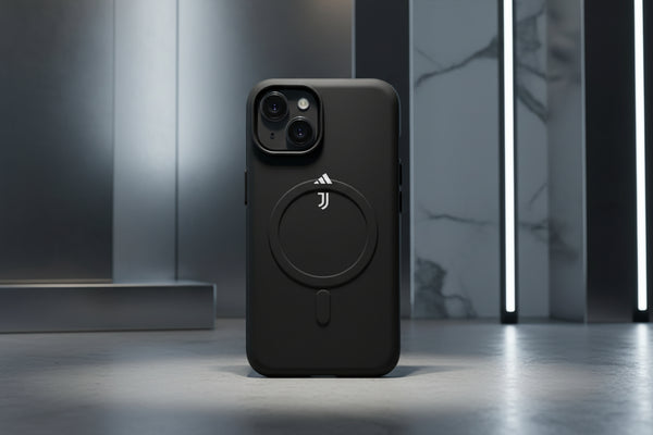 Cover Juventus x Adidas x STUDIOSGURA resistente MagSafe® per iPhone®