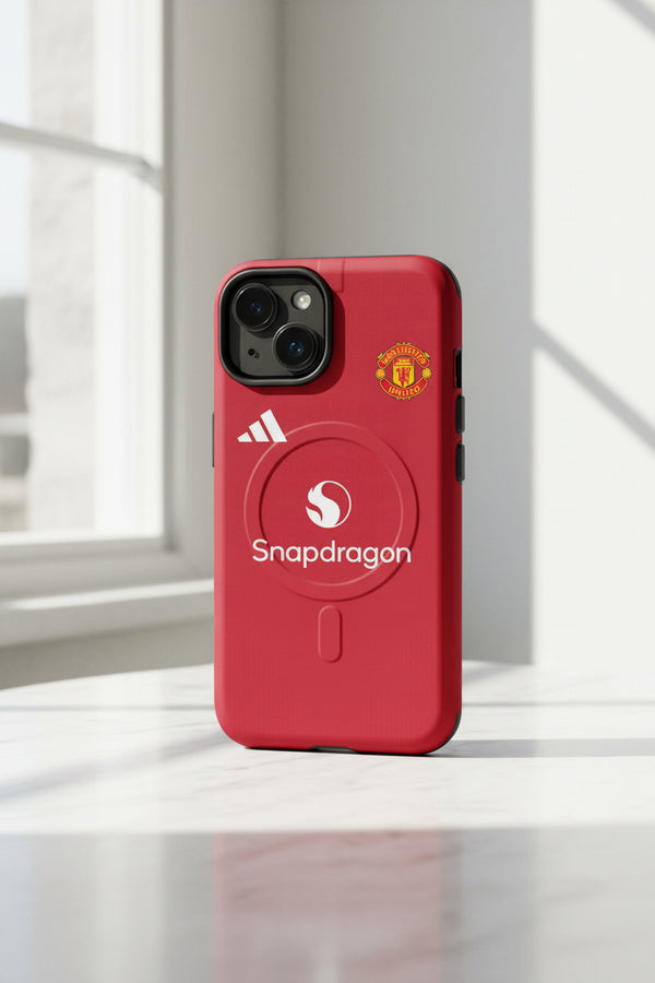 Cover Manchester United Kit Home s.s. 26/27 resistente MagSafe® per iPhone®