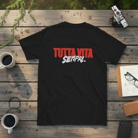 Maglietta unisex a maniche corte con stampa "TUTTA VITA SEMPRE".