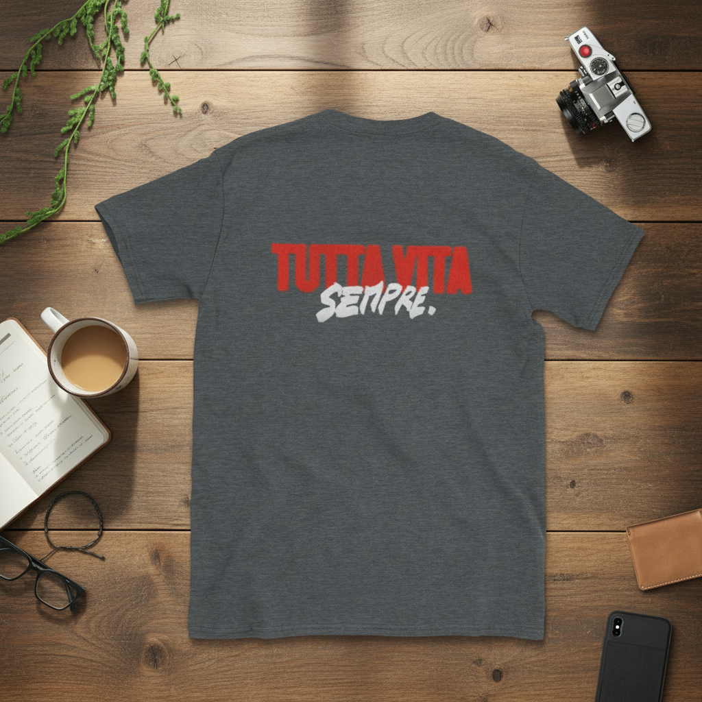 Maglietta unisex a maniche corte con stampa "TUTTA VITA SEMPRE".